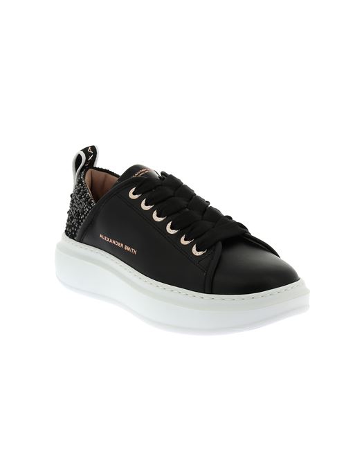 Wembley Woman sneakers da donna in pelle nera e strass ALEXANDER SMITH | WYW0506BLK